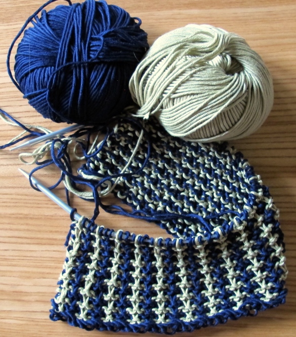 Drops 'muscat' cotton worked up in a slip-stitch pattern from The Purl Bee.