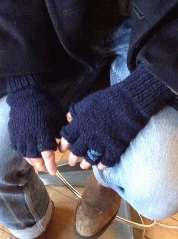 Matthew's Workman's Gloves in Oropa 2-ply with 'wedding ring' embroidered in indigo dyed 'Laga'